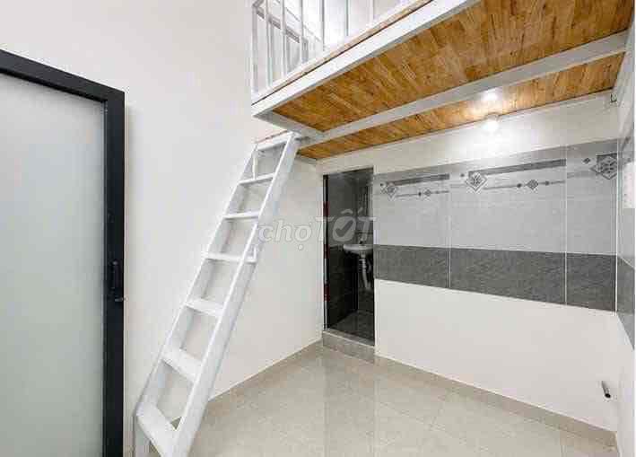 STUDIO - FULL NT - BAN CÔNG - Chỉ Tính Điện Còn Lại Free