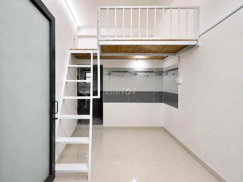 STUDIO - FULL NT - BAN CÔNG - Chỉ Tính Điện Còn Lại Free