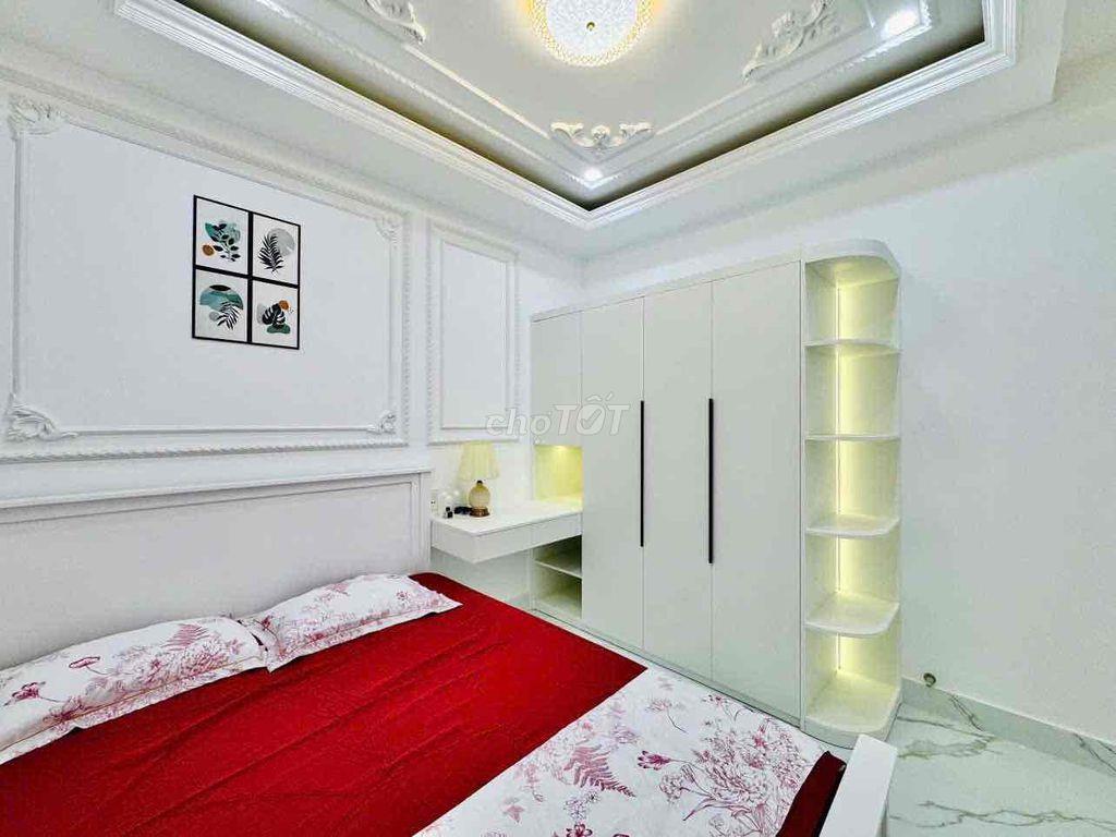 NHÀ ĐẸP CỔ ĐIỂN