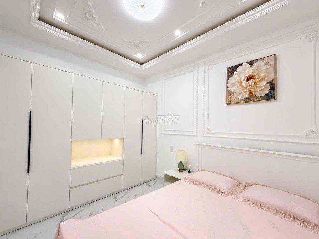 NHÀ ĐẸP CỔ ĐIỂN