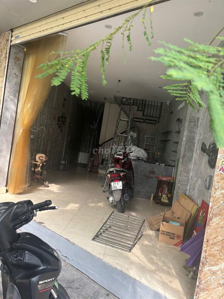 Cho thuê mặt bằng (mặt hồ Linh Quang) để kinh doanh - 1 tầng