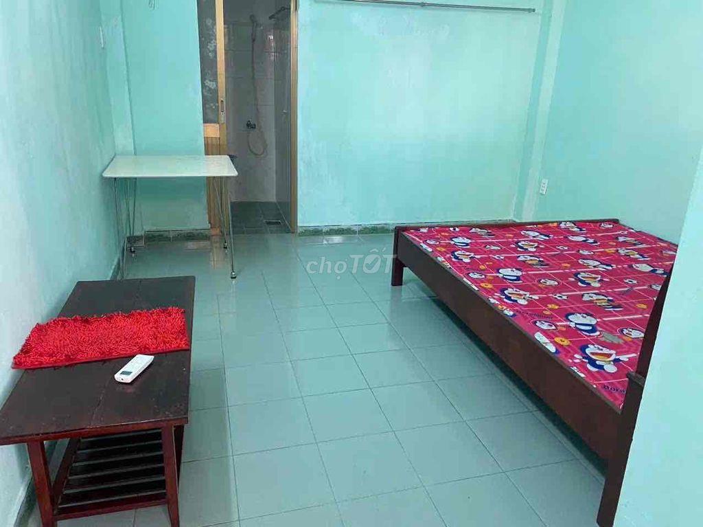 CHO THUÊ PHÒNG TRỌ – ĐINH TIÊN HOÀNG, SÀI GÒN 🏠✨