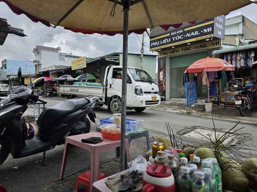 Căn Góc MT Chợ Đường Lê Thị Ngay