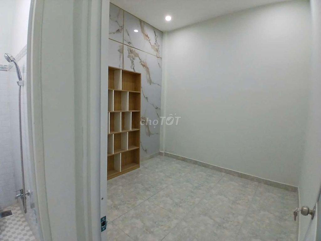 Cần Bán Căn Nhà Chính Chủ