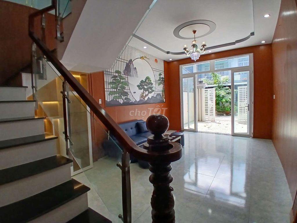 Cần Bán Căn Nhà Chính Chủ