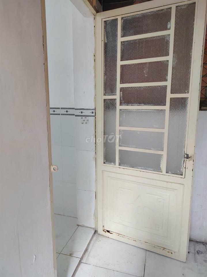 Nhà cho thuê nguyên căn - Gần chợ - Phù hợp ở gia đình - Kinh doanh