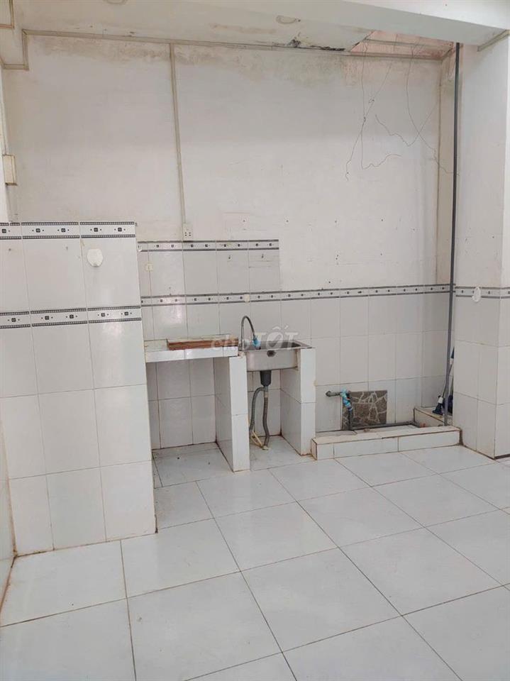 Nhà cho thuê nguyên căn - Gần chợ - Phù hợp ở gia đình - Kinh doanh