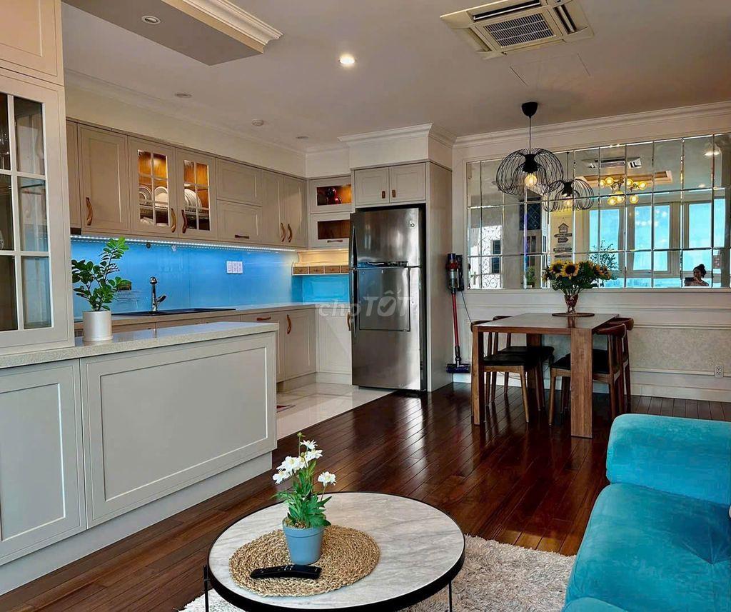 Bán căn hộ Central Garden, Quận 1, DT 80m2, 2PN, 2WC,