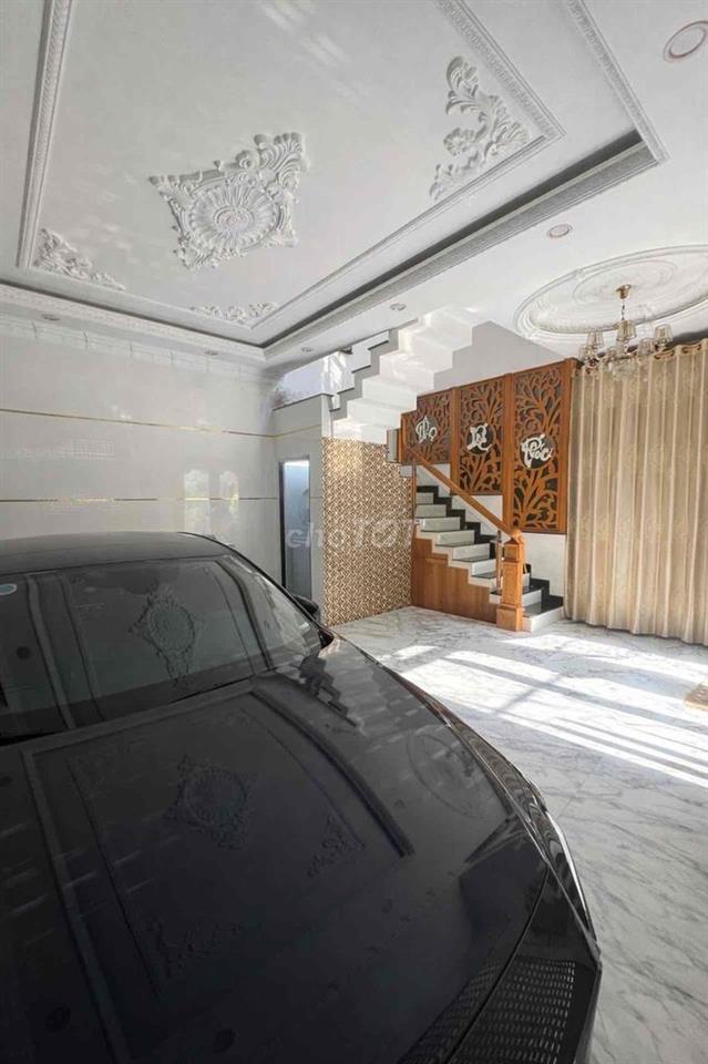 Biệt Thự Kiểu Pháp Tỉnh Lộ 10-Ngang Khủng 10x8-Hẻm Xe Tải-GIÁ 6,5 TỶ