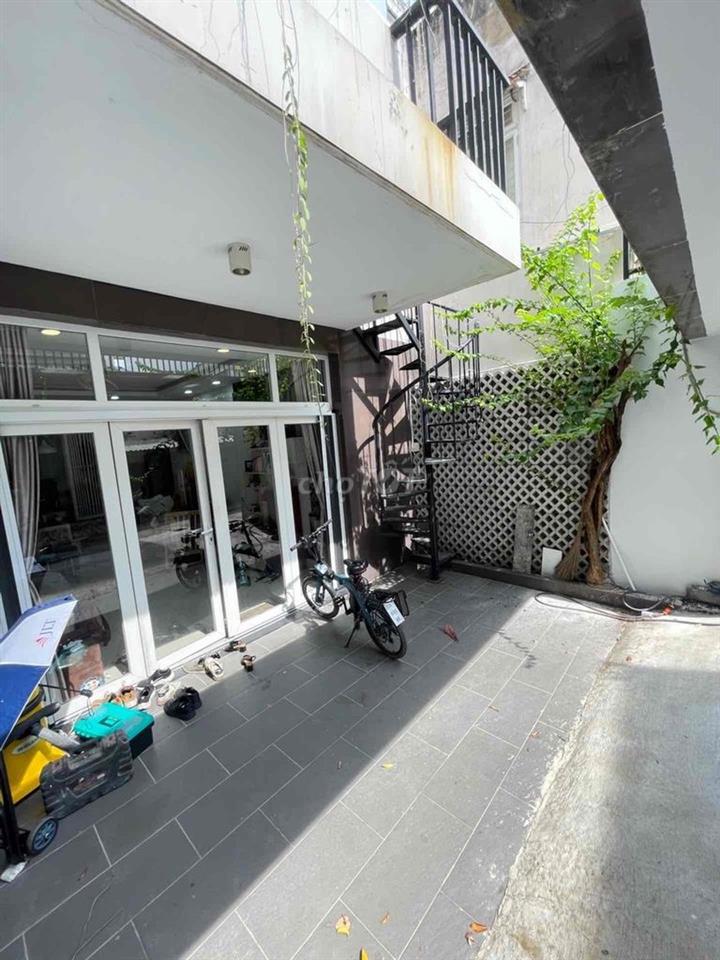 Nhà Kinh Dương Vương Ngang Lớn 5,4m-Hẻm Xe Hơi-Giá Nhỉnh 6 Tỷ