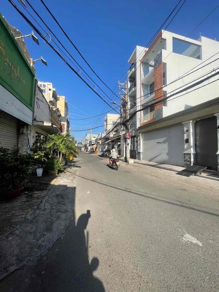 Nhà Đối Diện Bến Xe Miền Tây Kinh Dương Vương - Ngang 4,6m  -Nhỉnh 3 T