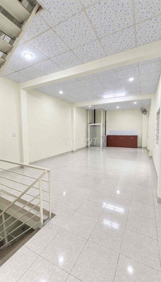 Nhà Tỉnh Lộ 10 Ngay ĐS 29 Ngang 5m x Dài 11m | Giá 4,5 Tỷ |Btct 3 Tầng