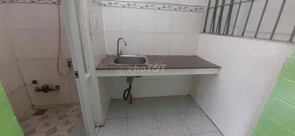 phòng trọ Hương Lộ 2. Gần bệnh viện Bình Tân, sau lưng coopmax