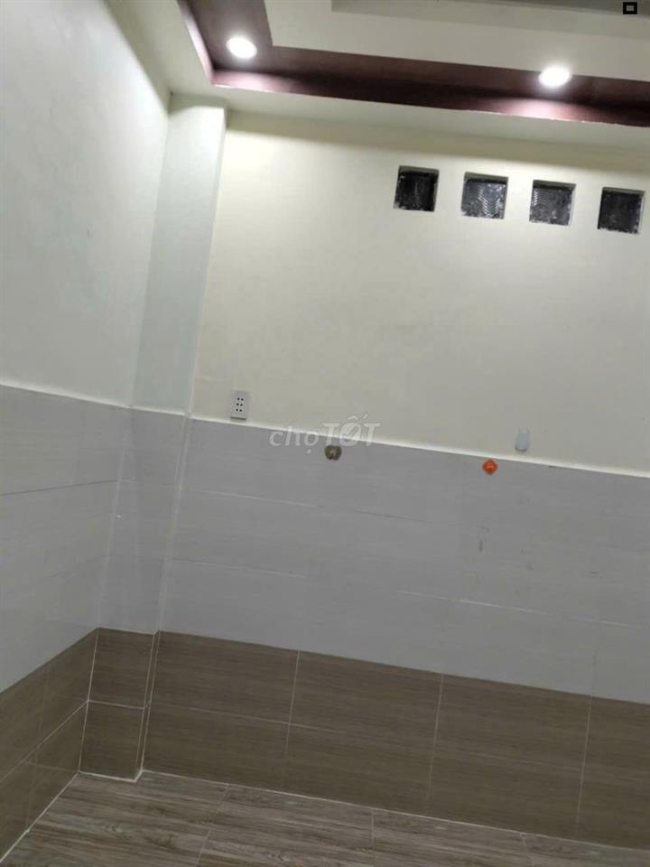 Phòng mới ngay tên lửa, WC riêng, có thay máy, khóa vân tay