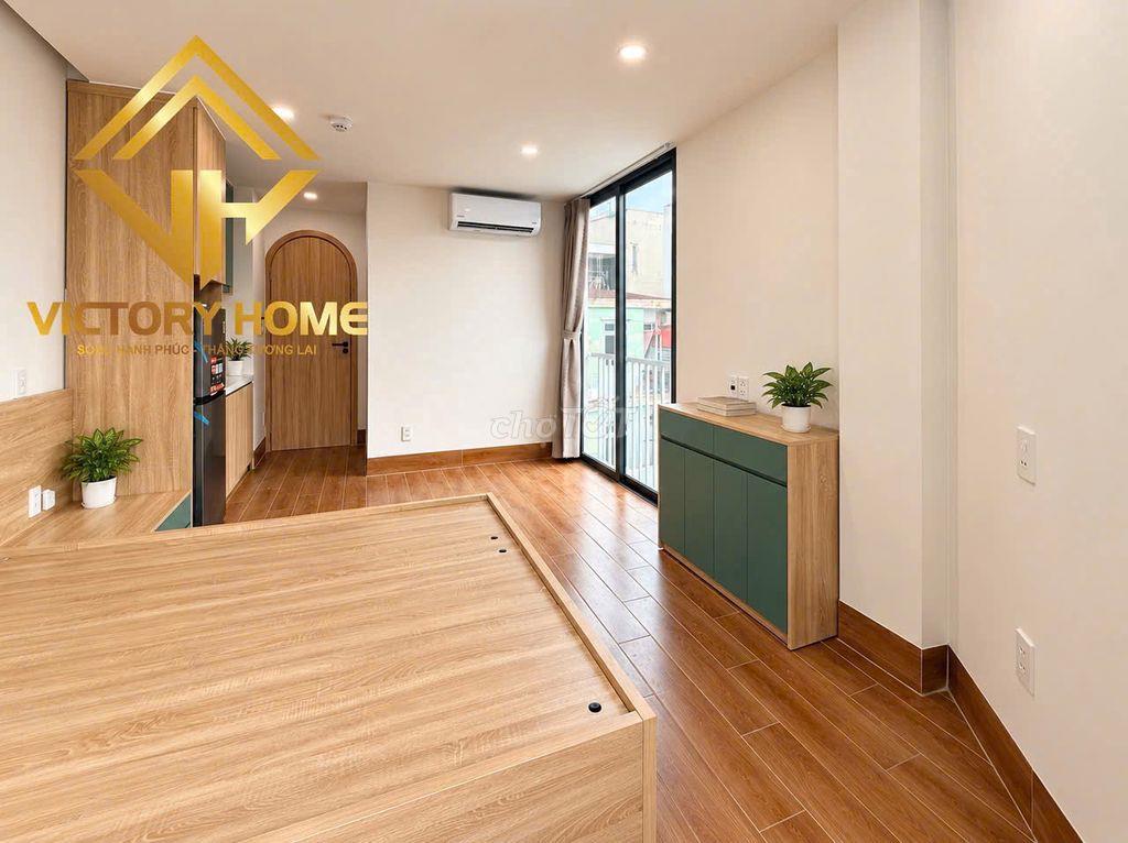 SÁT QUẬN 1 ĐI 1 ĐƯỜNG LÀ TỚI -PHÒNG STUDIO BAN CÔNG -