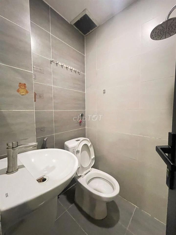 CHDV MỚI ĐẸP LUNG LINH FULL NỘI THẤT CỬA SỔ THOÁNG, VỊ TRÍ CỰC ĐẸP