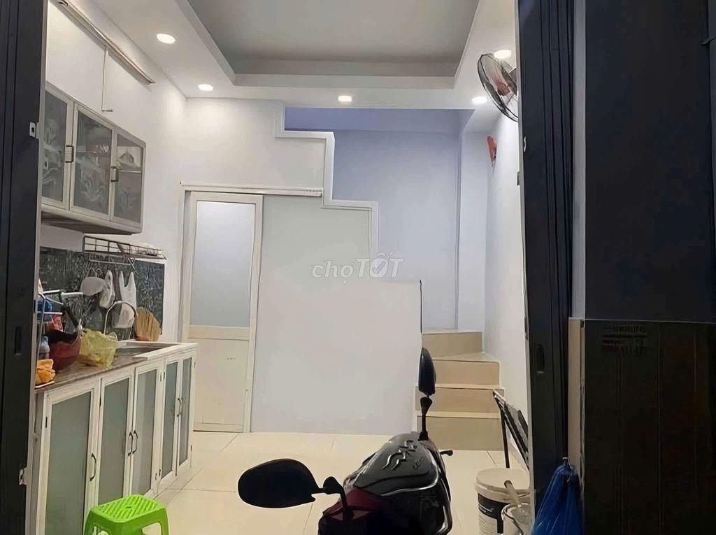 Cho thuê nhà gần ĐH Hutech