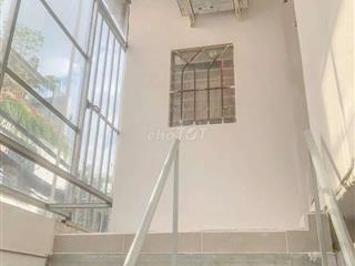 phòng trọ đẹp rẻ sát quận 1