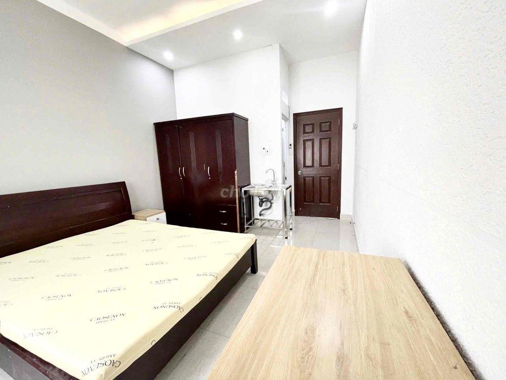 CHDV full nội thất 5tr ngay Pear Plaza