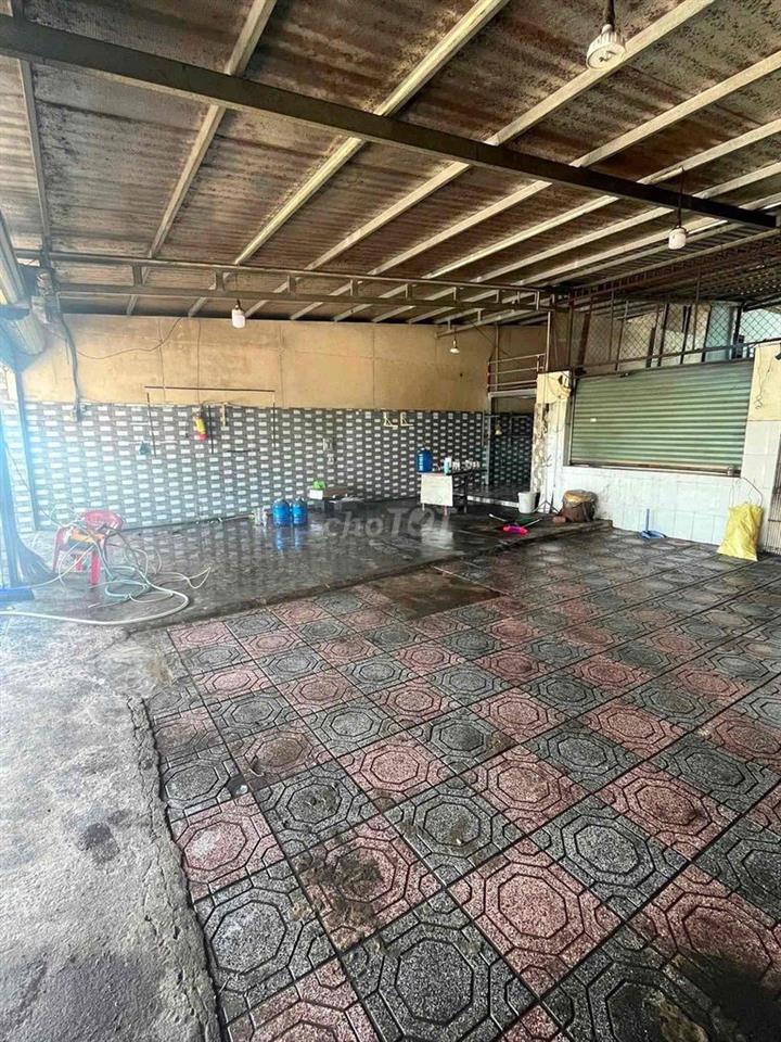 Cần cho thuê mặt bằng, vị trí 2 mặt tiền đường quốc lộ 22
