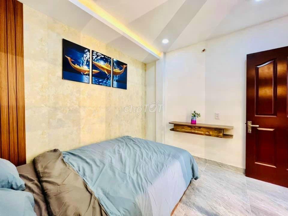 HÀNG HIẾM ĐỐI DIỆN BV NGUYỄN TUÂN NGUYỄN THÁI SƠN 36M HẺM 5M SHR