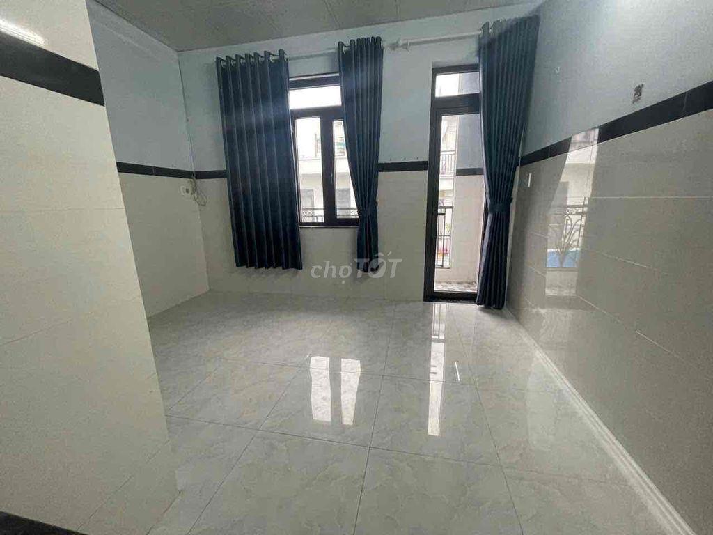 Bancol sẵn máy lạnh - mặt tiền hẻm