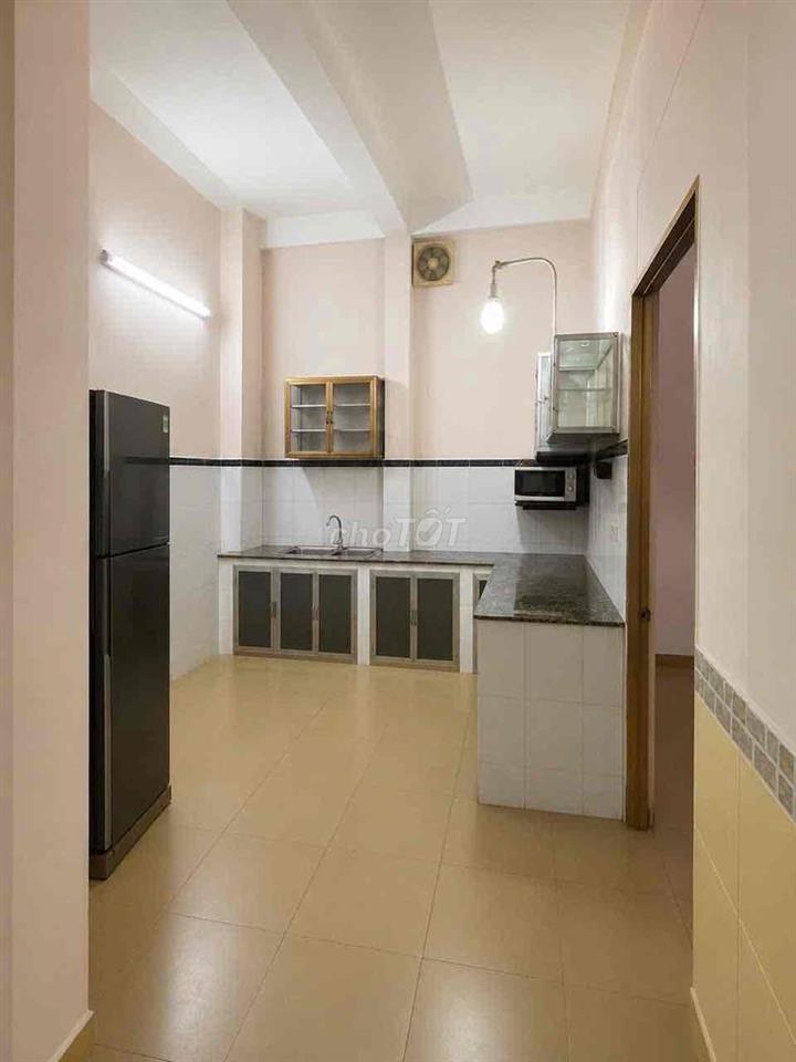 CHO THUÊ HOẶC BÁN NHÀ NGUYÊN CĂN GẦN SÂN BAY – ĐẦU ĐƯỜNG PHẠM VĂN ĐỒNG