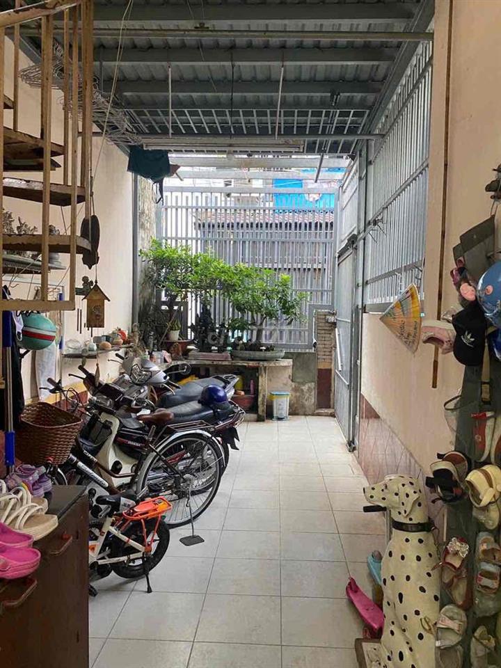 CHO THUÊ HOẶC BÁN NHÀ NGUYÊN CĂN GẦN SÂN BAY – ĐẦU ĐƯỜNG PHẠM VĂN ĐỒNG