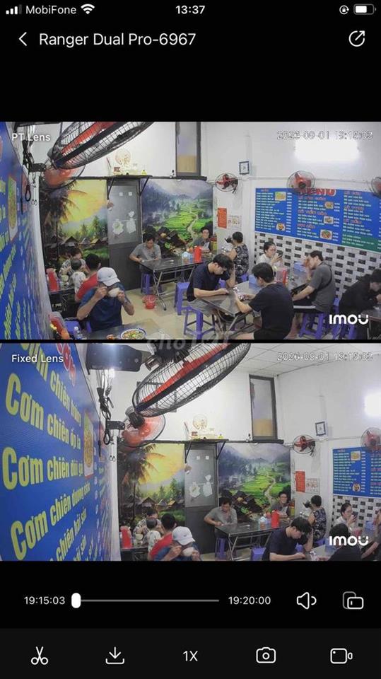 sang quán ăn mì xào giòn
