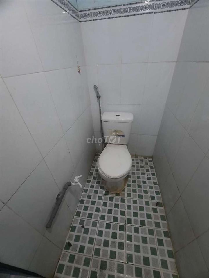 256/1 Dương Quảng Hàm Cách DH công nghiệp 1km, dh văn lang 1.8km.