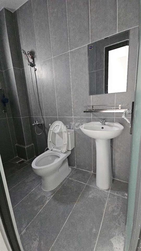 cho thuê studio mới 100% có ban công gần phần mềm quang trung