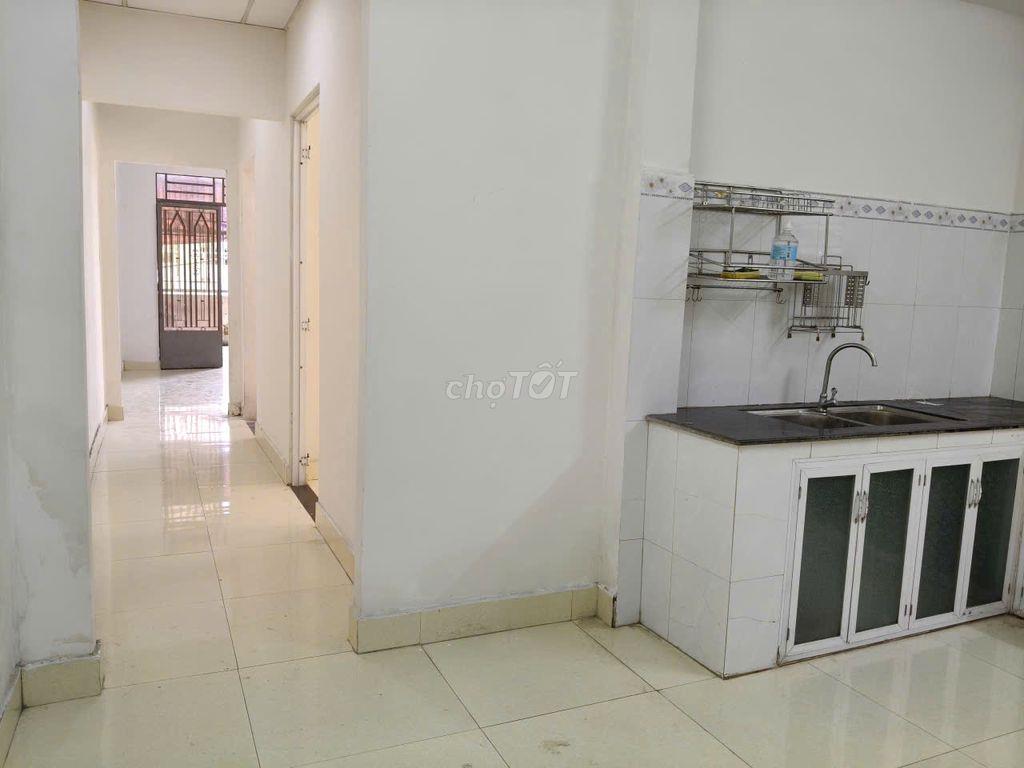 mặt tiền đường Kp3-01, TT Hóc Môn, 212 m2 