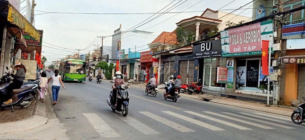 mặt tiền đường Kp3-01, TT Hóc Môn, 212 m2 