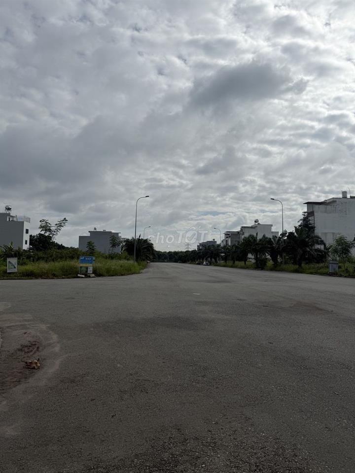 CHO THUÊ PHÒNG TRỌ 20m² – FULL NỘI THẤT – KHU DÂN CƯ THE STAR VILLAGE,