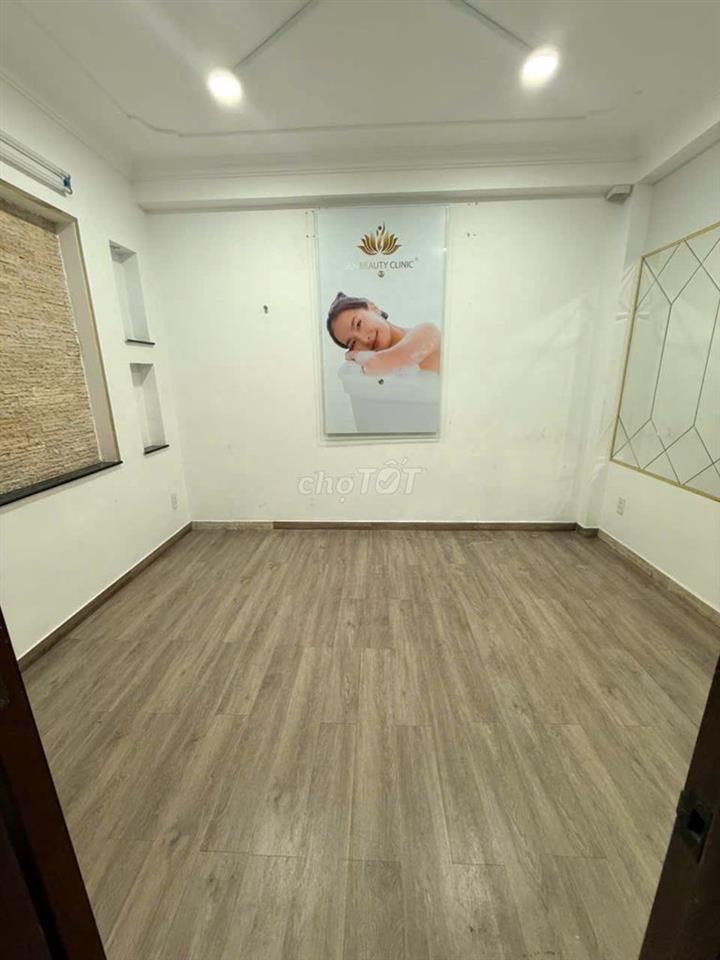 CHO THUÊ NHÀ 2 HOA THỊ, PHƯỜNG 7, PHÚ NHUẬN – 5 PHÒNG, GIÁ 25 TRIỆU
