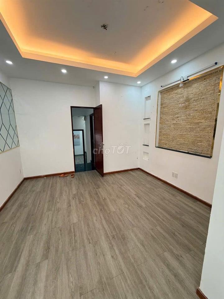 CHO THUÊ NHÀ 2 HOA THỊ, PHƯỜNG 7, PHÚ NHUẬN – 5 PHÒNG, GIÁ 25 TRIỆU
