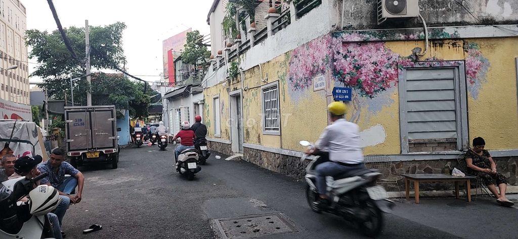 Chính chủ cho thuê phòng bancong, nhà mới.