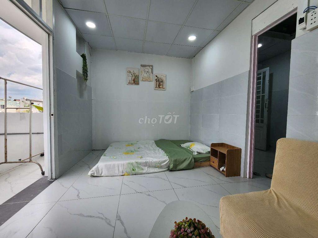 1PN TÁCH BẾP + BANCONG RỘNG - NHÀ MỚI 