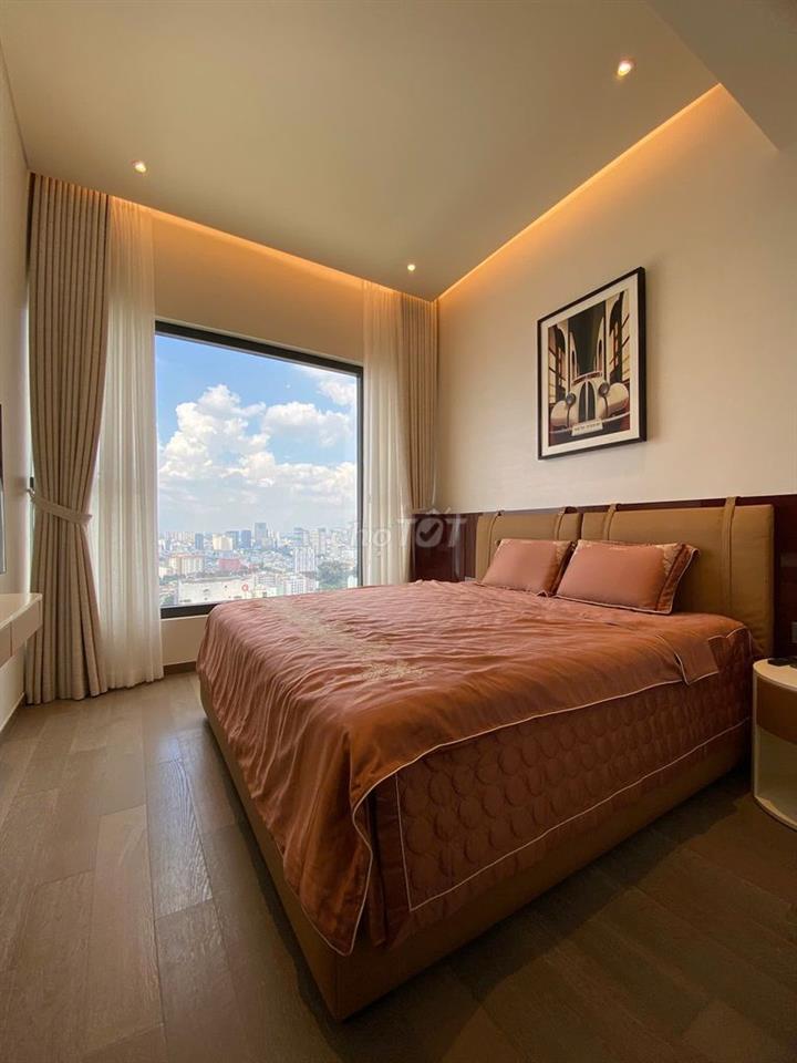 Cho thuê căn hộ The Marq Q1, A1.2204 3PN view xéo IFC siêu đẹp