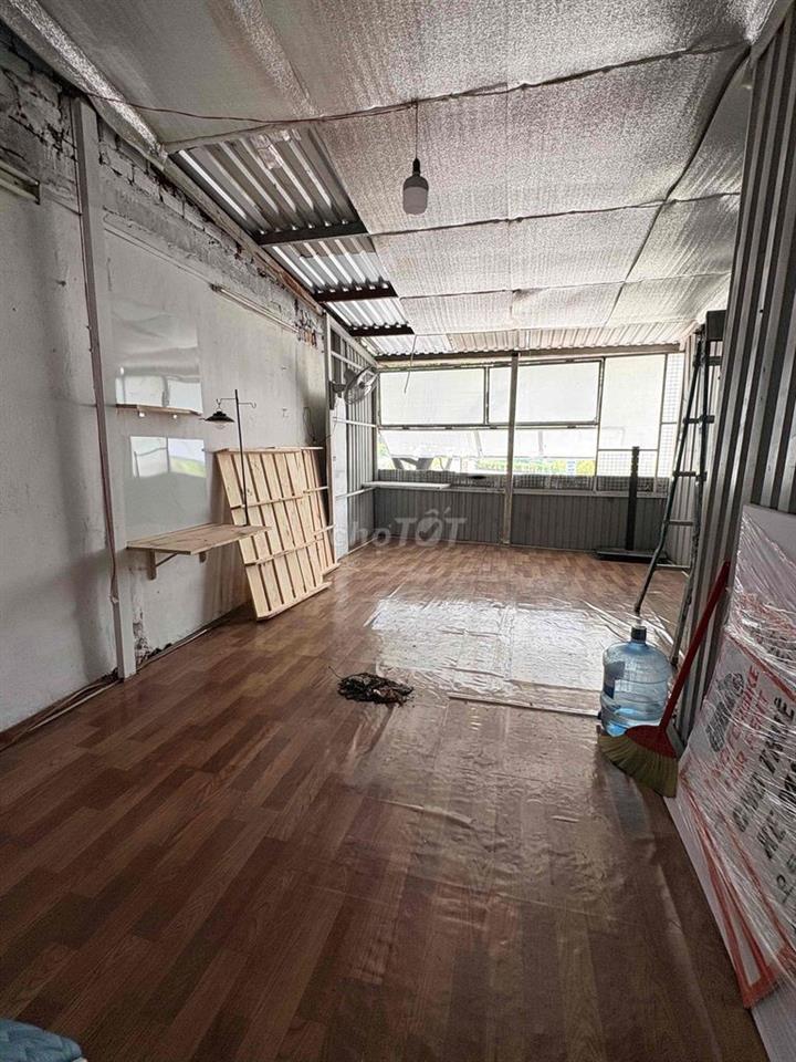 cho thuê mb tầng lửng quận 1