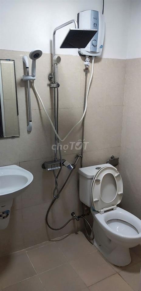 CHCC LẠC LONG QUÂN QUẬN 11 – 45M2 (1PN 1WC) LẦU 3 , GIÁ CỰC RẺ 1.65 TỶ