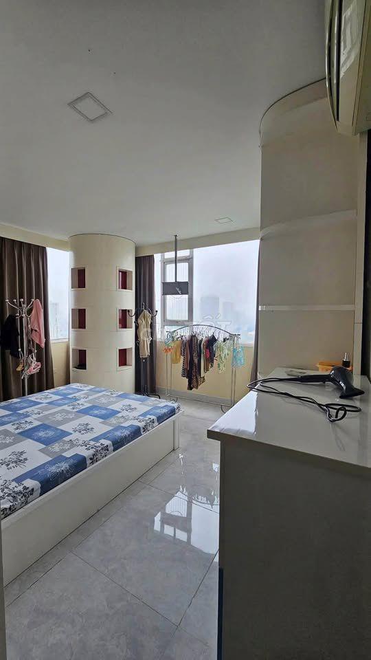 Cho thuê chung cư Phú Thọ - Thuận Việt, Q11- Căn góc 3PN giá 14tr5/th