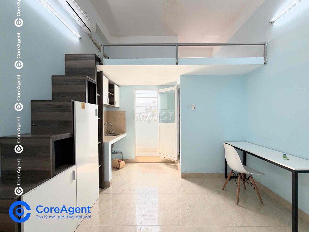 Phòng Ban Công Riêng Giá Rẻ Ngay ĐH Văn Hiến - Lê Đại Hành