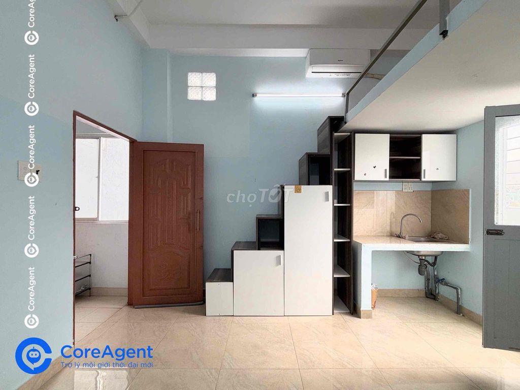 Phòng Ban Công Riêng Giá Rẻ Ngay ĐH Văn Hiến - Lê Đại Hành