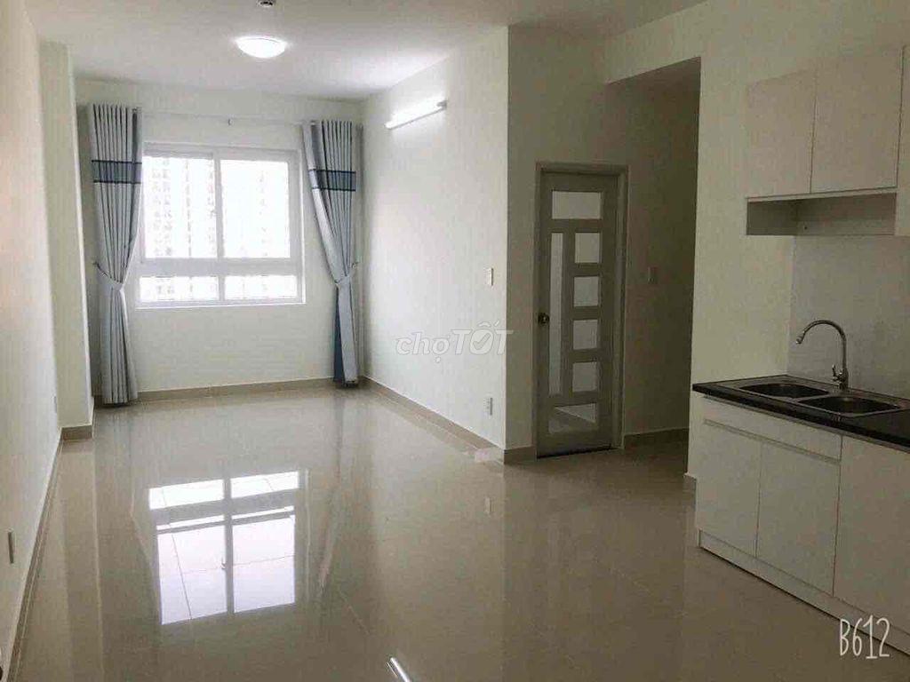 Cho thuê lại 1 Phòng có điều hoà cuối tháng 9 dọn vào ở