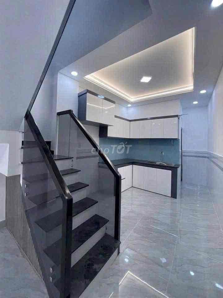 CHÍNH CHỦ BÁN NHÀ FULL THỔ CƯ ĐÚC 1 LẦU 2 PN CÓ BAN CÔNG KDC YÊN TĨN