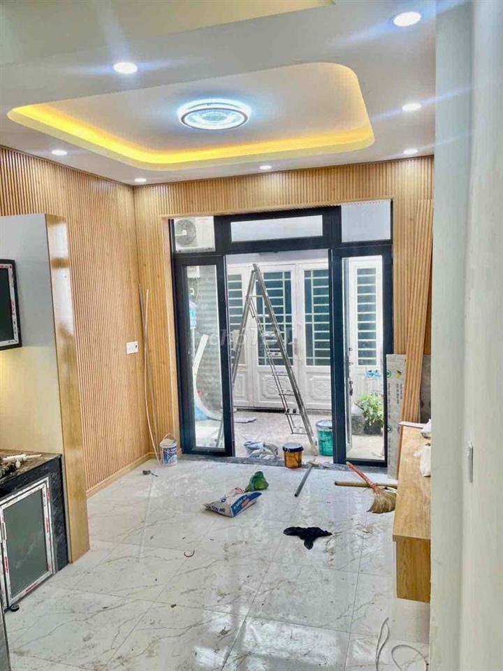 NHÀ BÁN TÔ KÝ ĐÚC 2 PHÒNG NGỦ CÓ BAN CÔNG KDC YÊN TĨNH