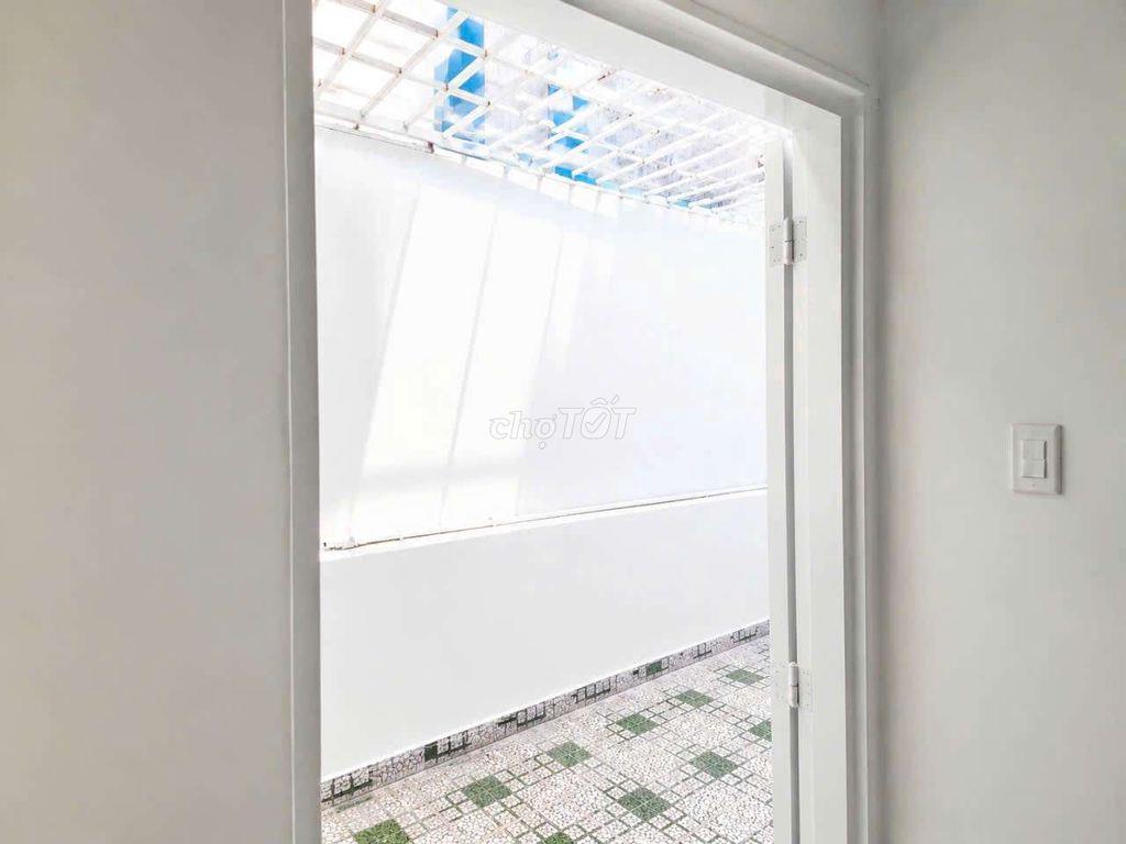 Nhà Đẹp Mặt Tiền đường