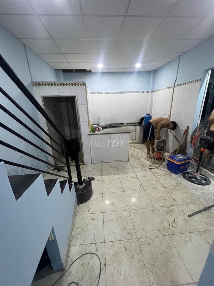 Cho thuê nhà hẻm 1 lầu 8x5m, 2 phòng ngủ 2wc, P. Tân Chánh Hiệp, Q12