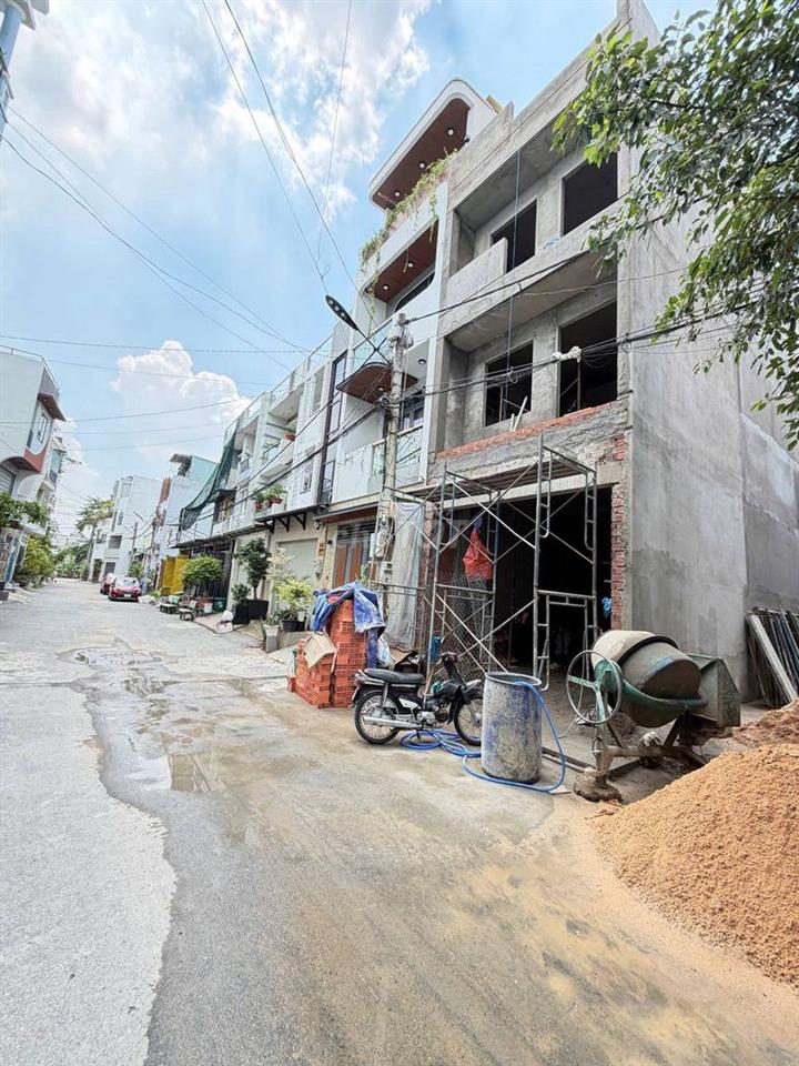 BÁN ĐẤT KHU VỰC VƯỜN LÀI QUẬN 12 - NGAY KHU DÂN CƯ ĐÔNG ĐÚC, YÊN TĨNH